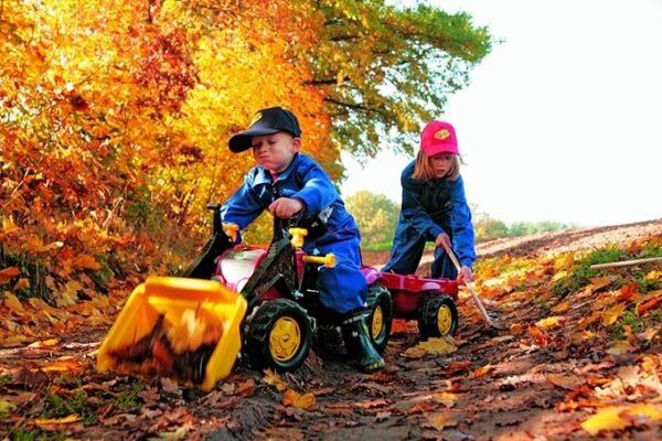 Trattore rosso con carro e pala Rolly Toys - immagine 2